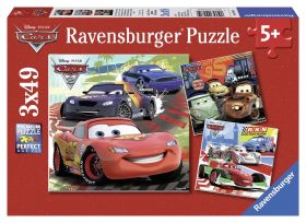 Cars 2 (Puzzle 3x49 pezzi Ravensburger)